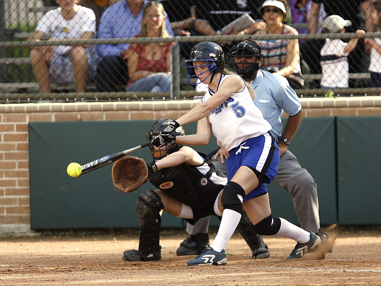 softball player